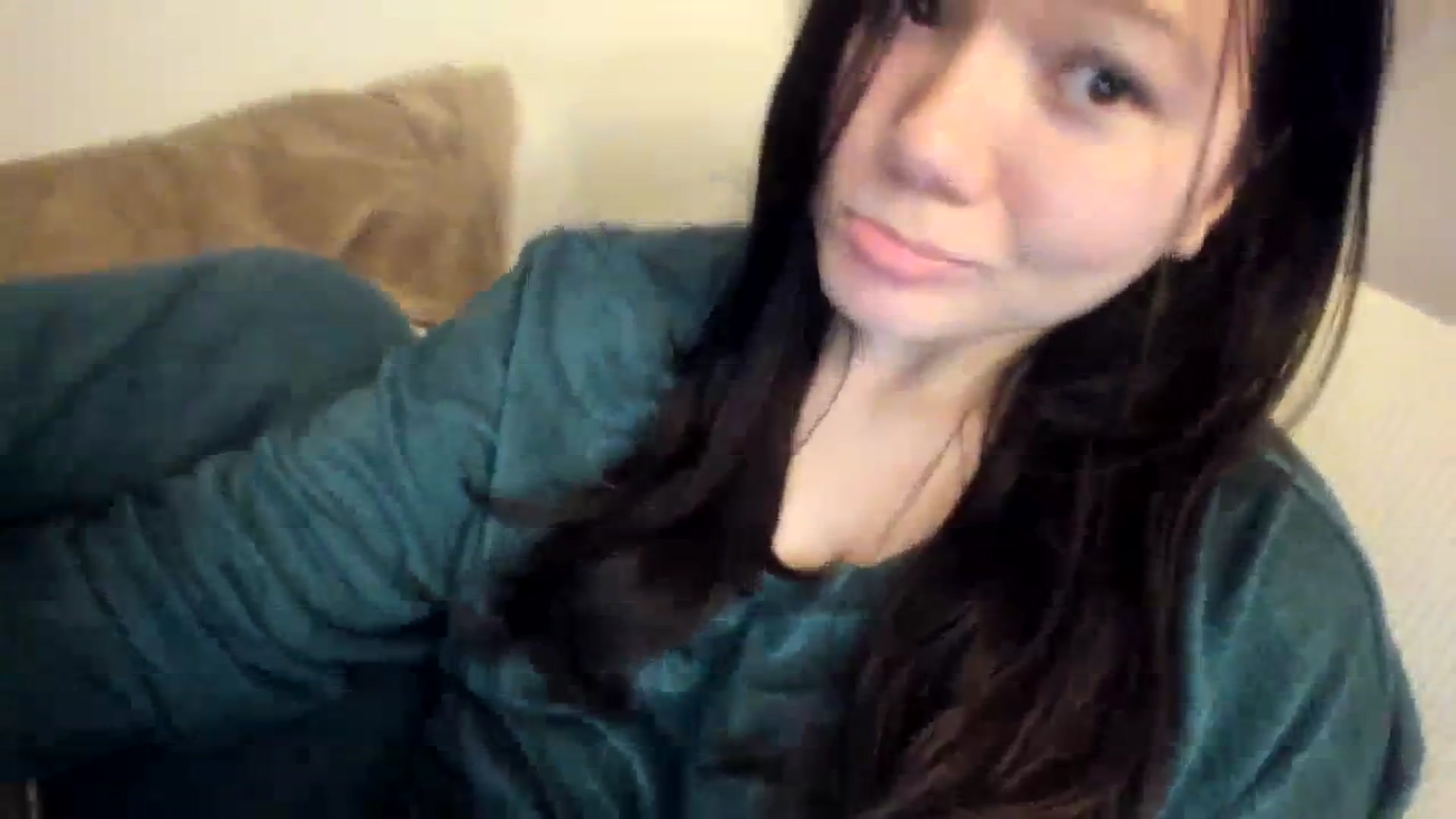 Gallery image thumbnail from imava's myfreecams stream on, 01/03/2024, 08:34 image 13 of 20