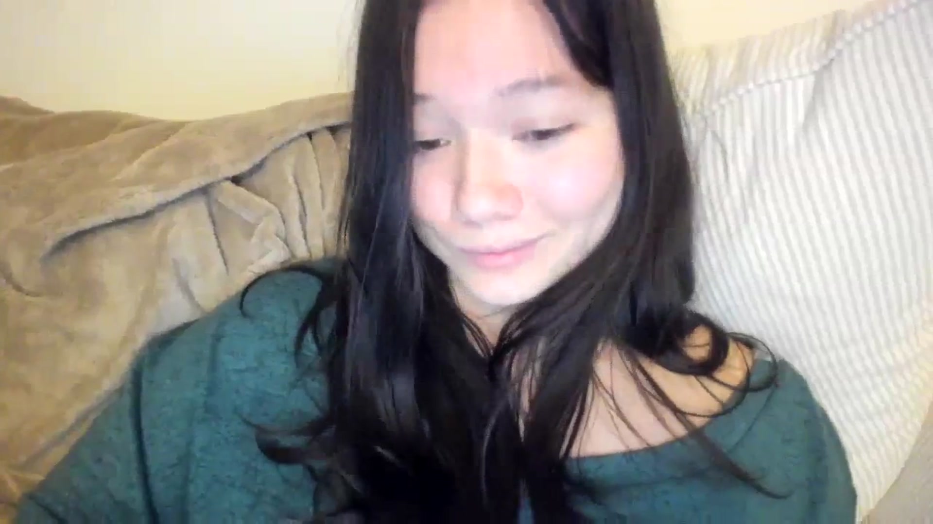 Gallery image thumbnail from imava's myfreecams stream on, 01/03/2024, 10:30 image 13 of 20