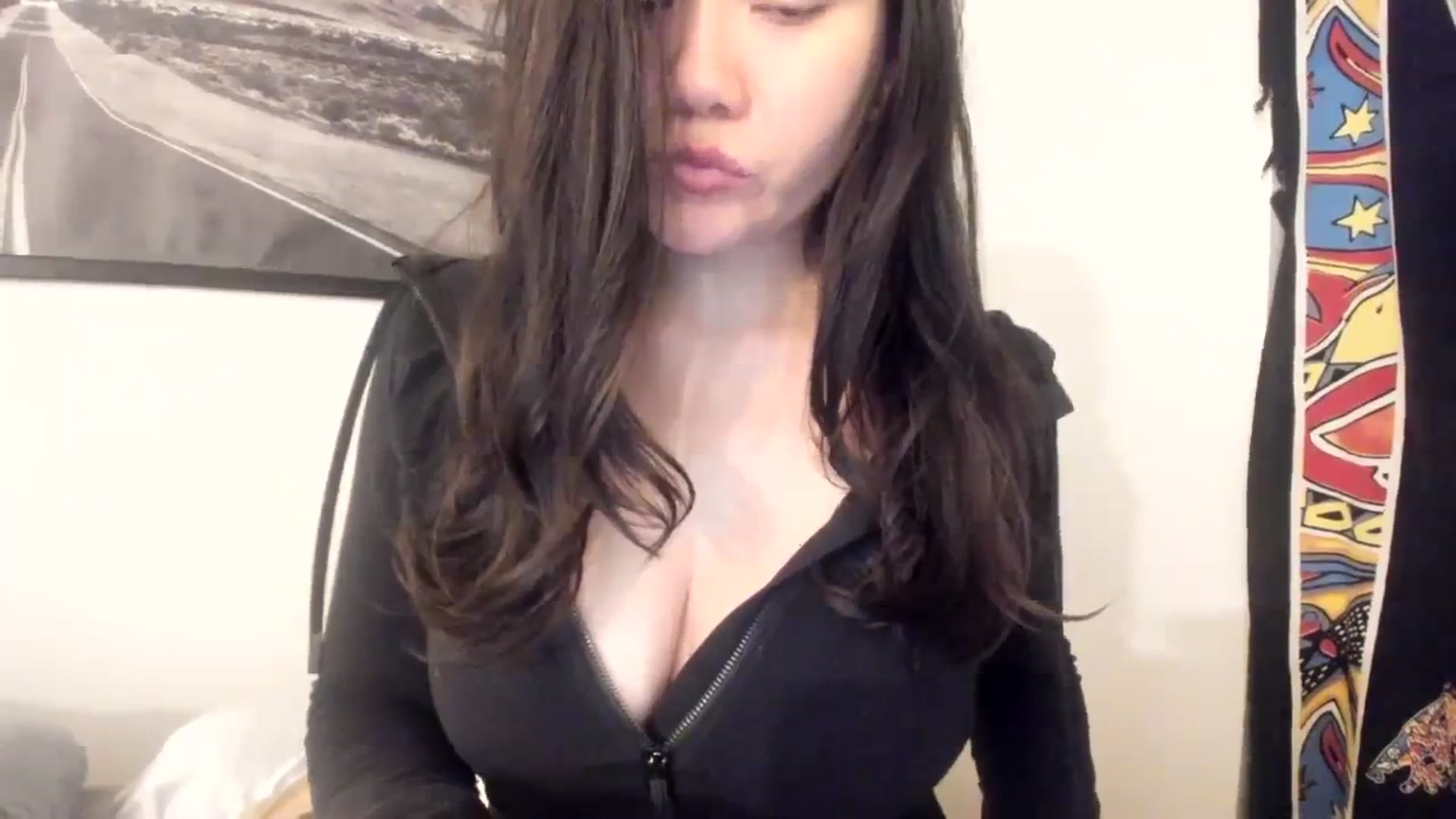 Gallery image thumbnail from imava's myfreecams stream on, 01/04/2024, 04:34 image 20 of 20