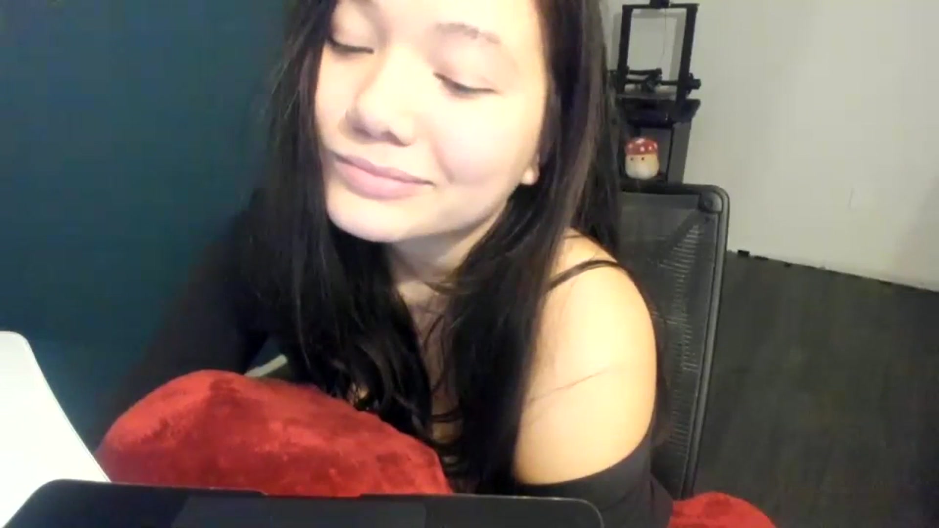 Gallery image thumbnail from imava's myfreecams stream on, 01/07/2024, 10:06 image 14 of 20