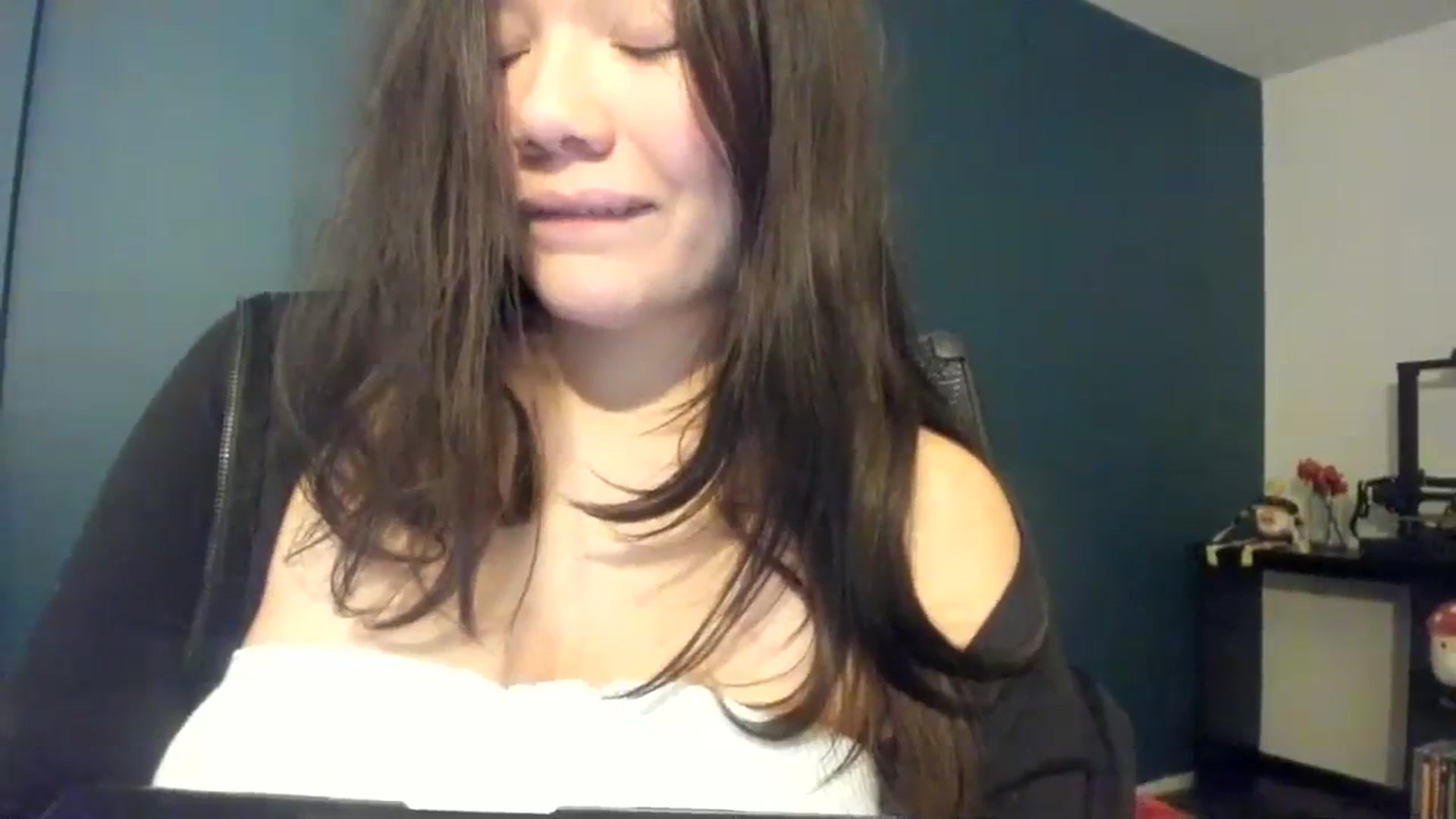 Gallery image thumbnail from imava's myfreecams stream on, 01/07/2024, 10:06 image 19 of 20