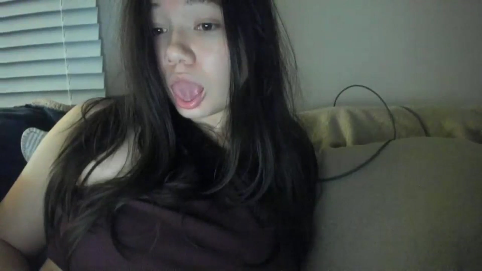 Gallery image thumbnail from imava's myfreecams stream on, 01/08/2024, 08:36 image 15 of 20