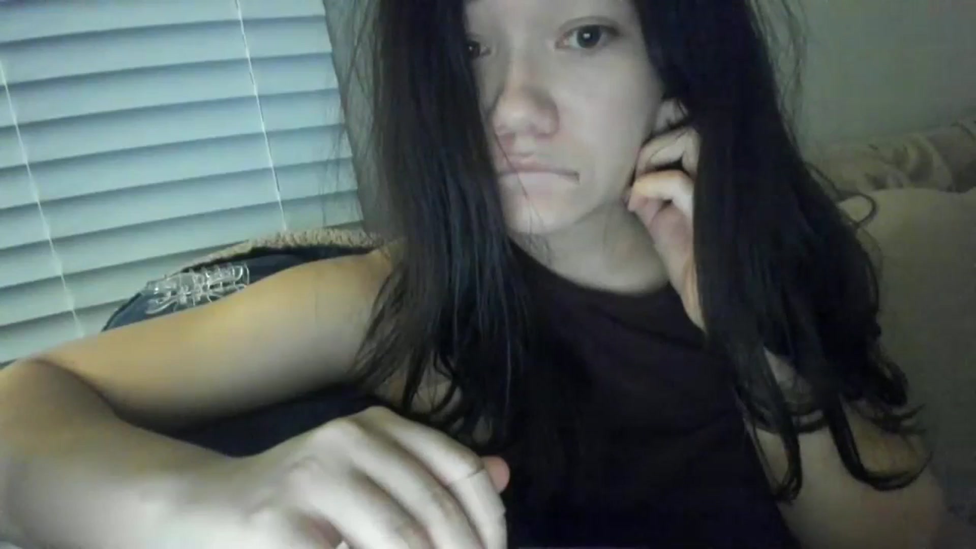 Gallery image thumbnail from imava's myfreecams stream on, 01/08/2024, 08:36 image 8 of 20