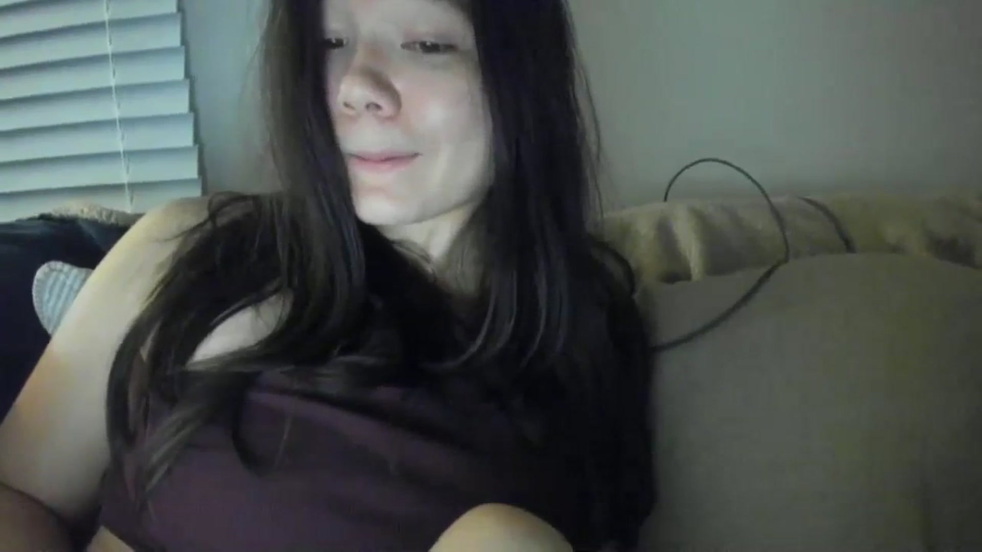 Gallery image thumbnail from imava's myfreecams stream on, 01/08/2024, 08:36 image 17 of 20