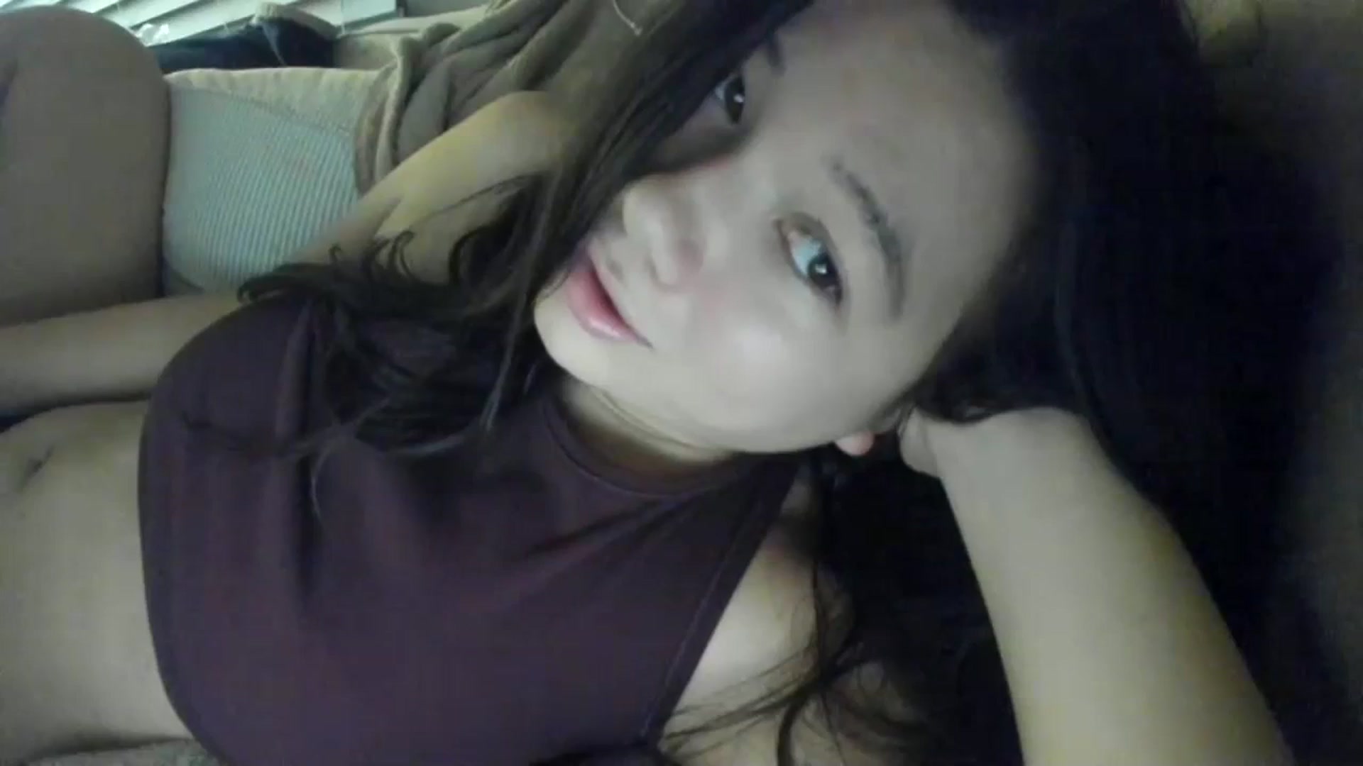 Gallery image thumbnail from imava's myfreecams stream on, 01/08/2024, 08:36 image 12 of 20