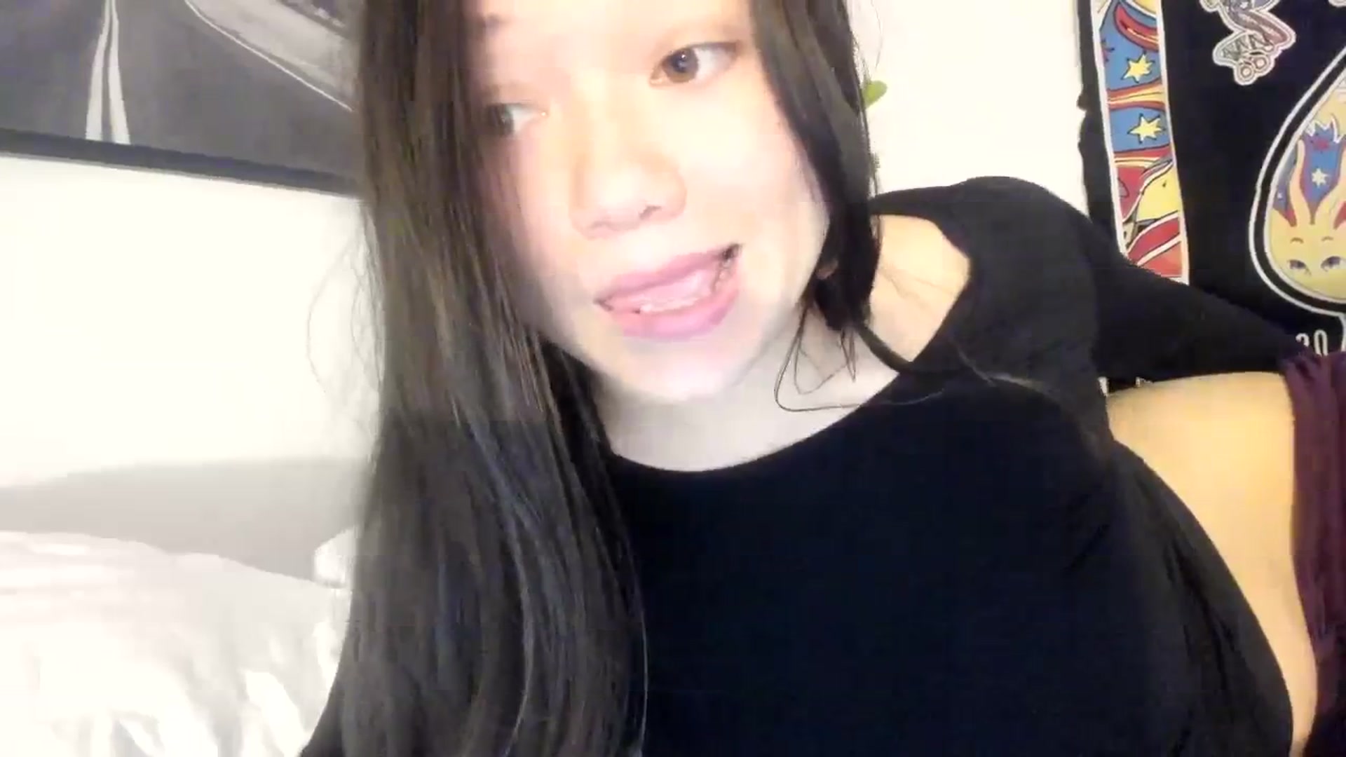 Gallery image thumbnail from imava's myfreecams stream on, 01/09/2024, 02:23 image 3 of 20