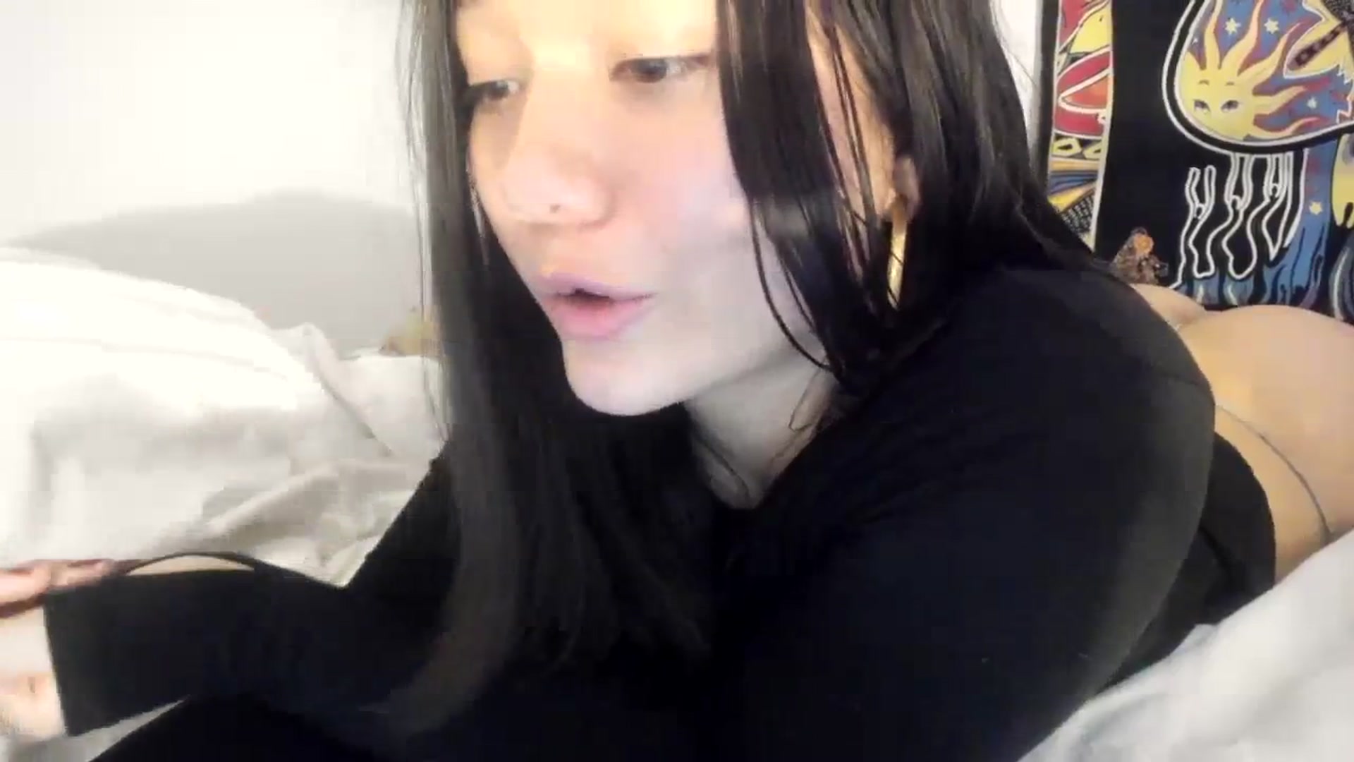Gallery image thumbnail from imava's myfreecams stream on, 01/09/2024, 06:56 image 18 of 20