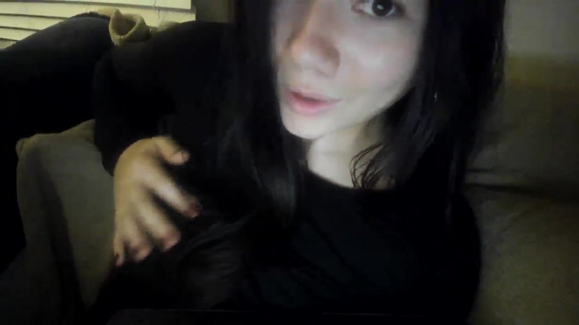 Gallery image thumbnail from imava's myfreecams stream on, 01/09/2024, 09:41 image 16 of 20