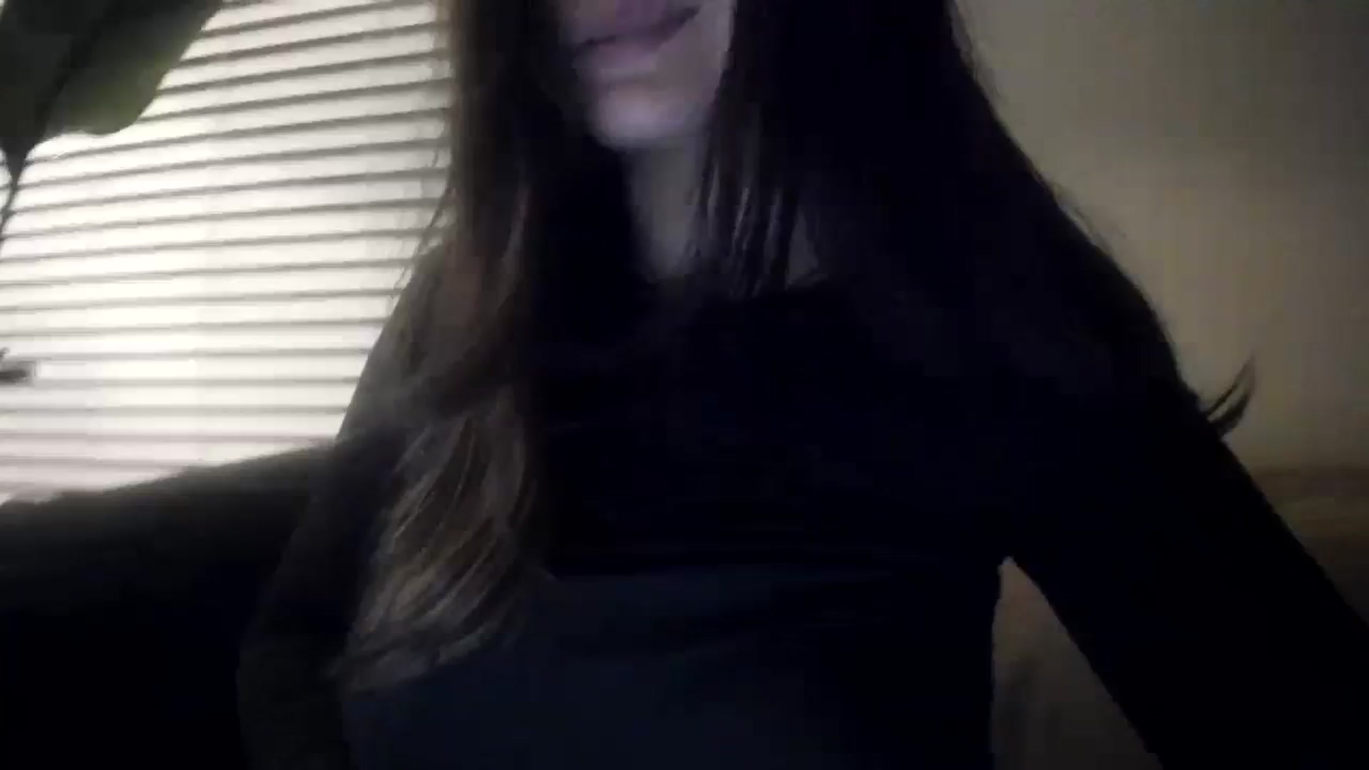 Gallery image thumbnail from imava's myfreecams stream on, 01/09/2024, 09:41 image 17 of 20