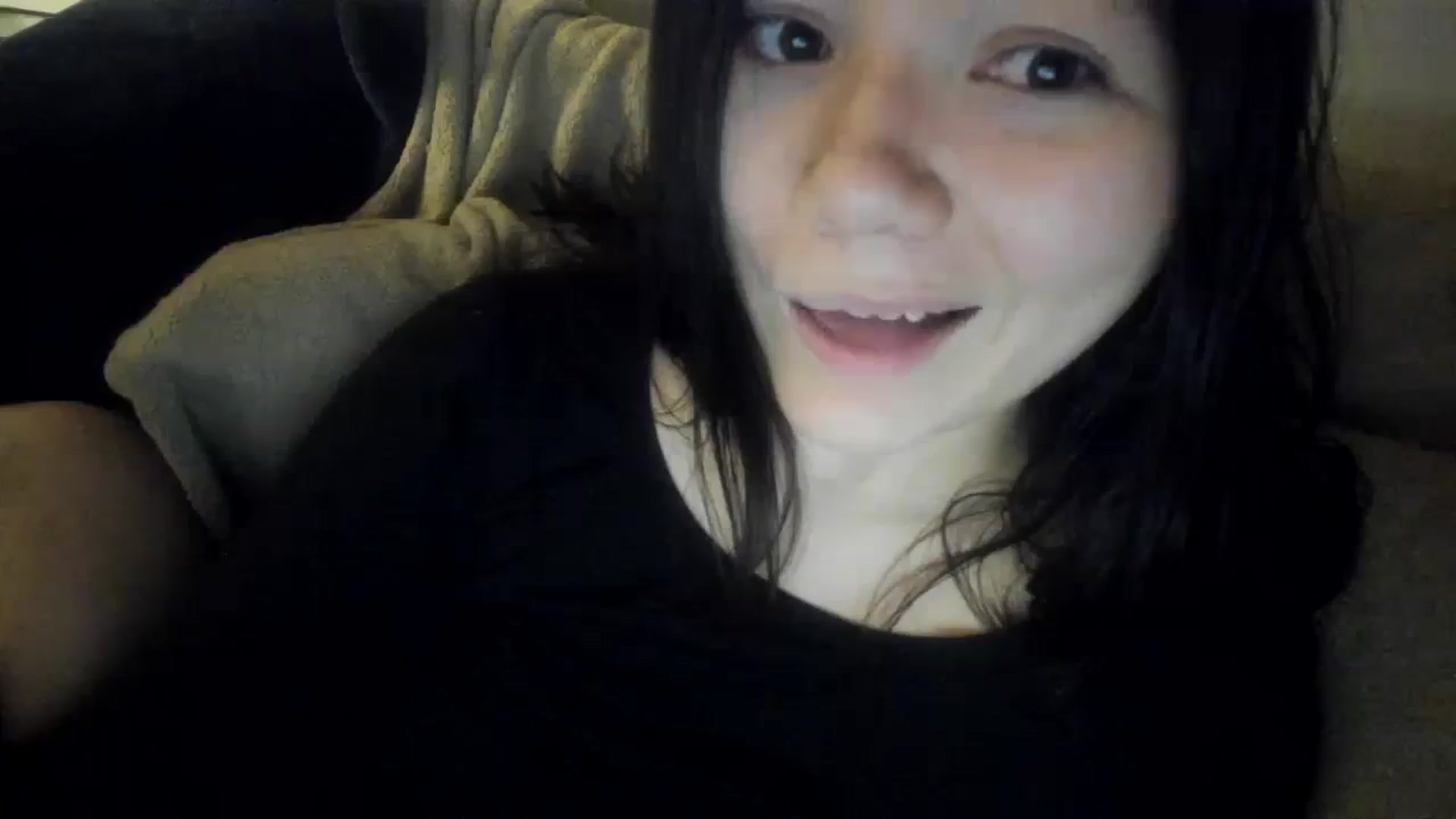 Gallery image thumbnail from imava's myfreecams stream on, 01/09/2024, 09:41 image 20 of 20