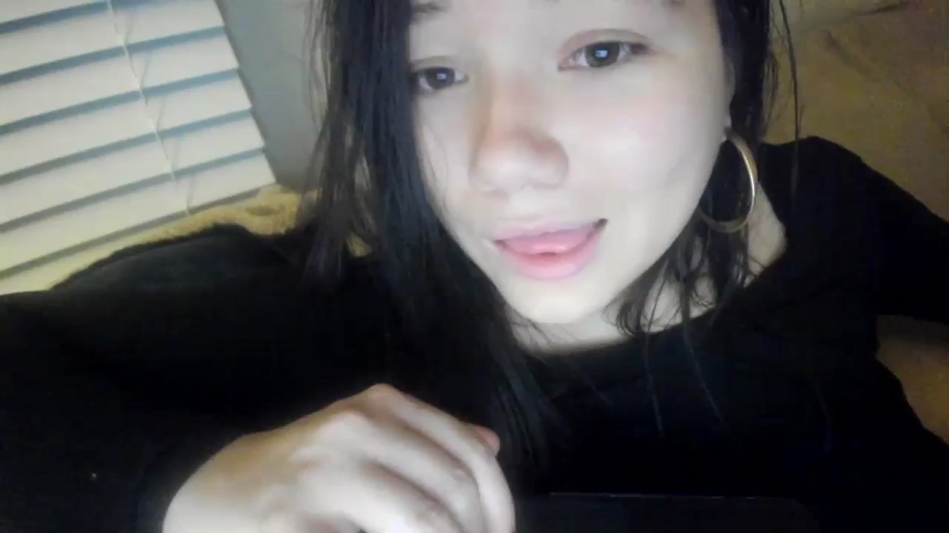 Gallery image thumbnail from imava's myfreecams stream on, 01/09/2024, 10:10 image 1 of 20