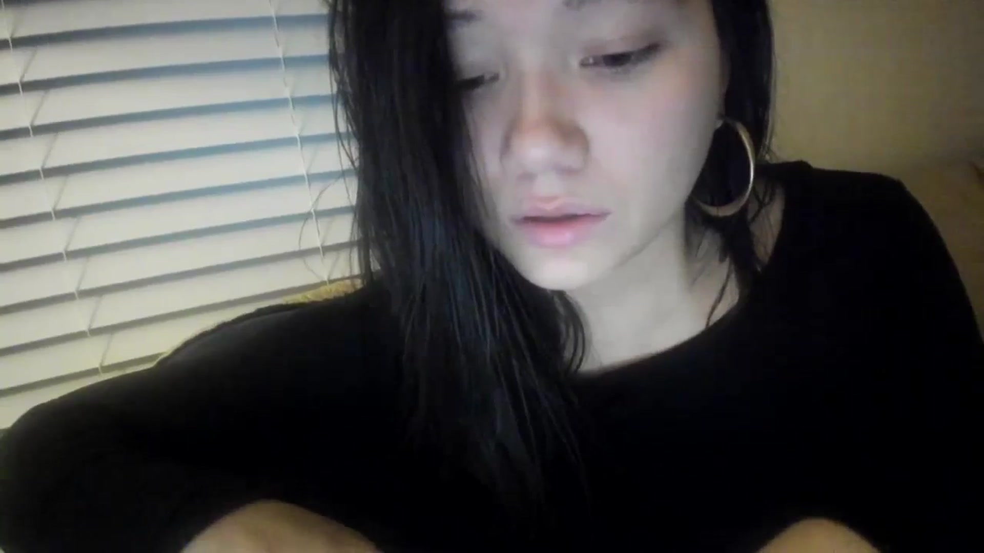 Gallery image thumbnail from imava's myfreecams stream on, 01/09/2024, 10:10 image 9 of 20