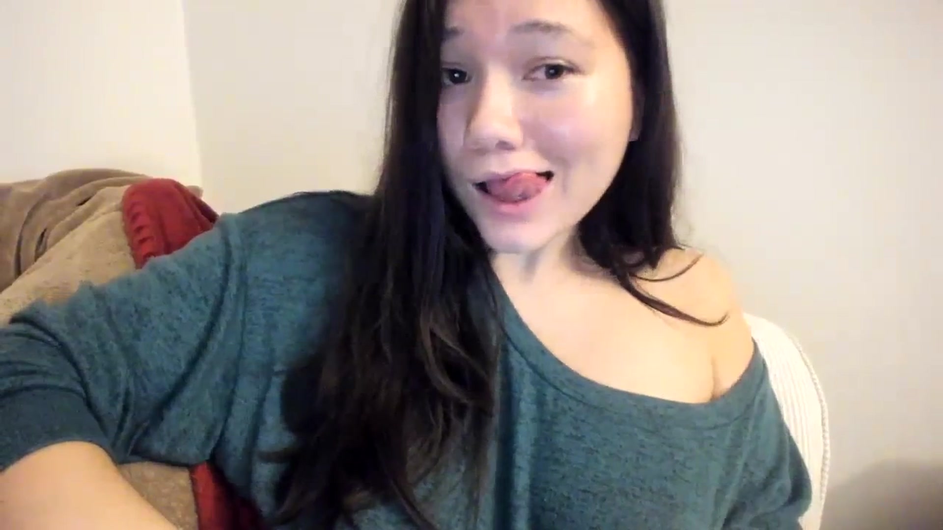 Gallery image thumbnail from imava's myfreecams stream on, 01/11/2024, 11:21 image 2 of 20