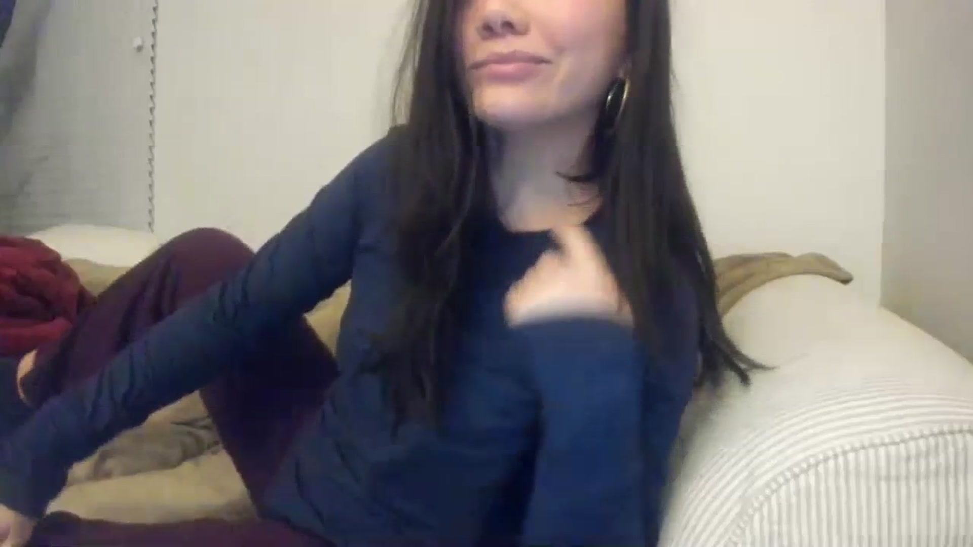 Gallery image thumbnail from imava's myfreecams stream on, 01/15/2024, 09:07 image 20 of 20