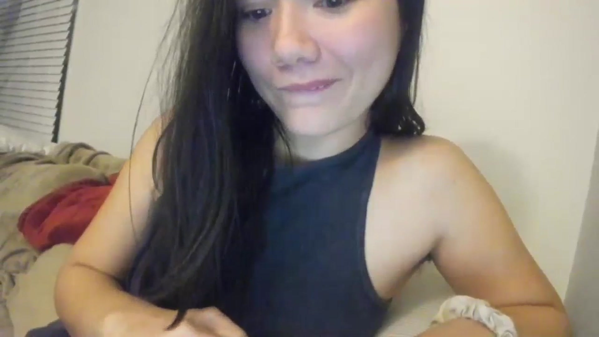 Gallery image thumbnail from imava's myfreecams stream on, 01/16/2024, 08:40 image 5 of 20