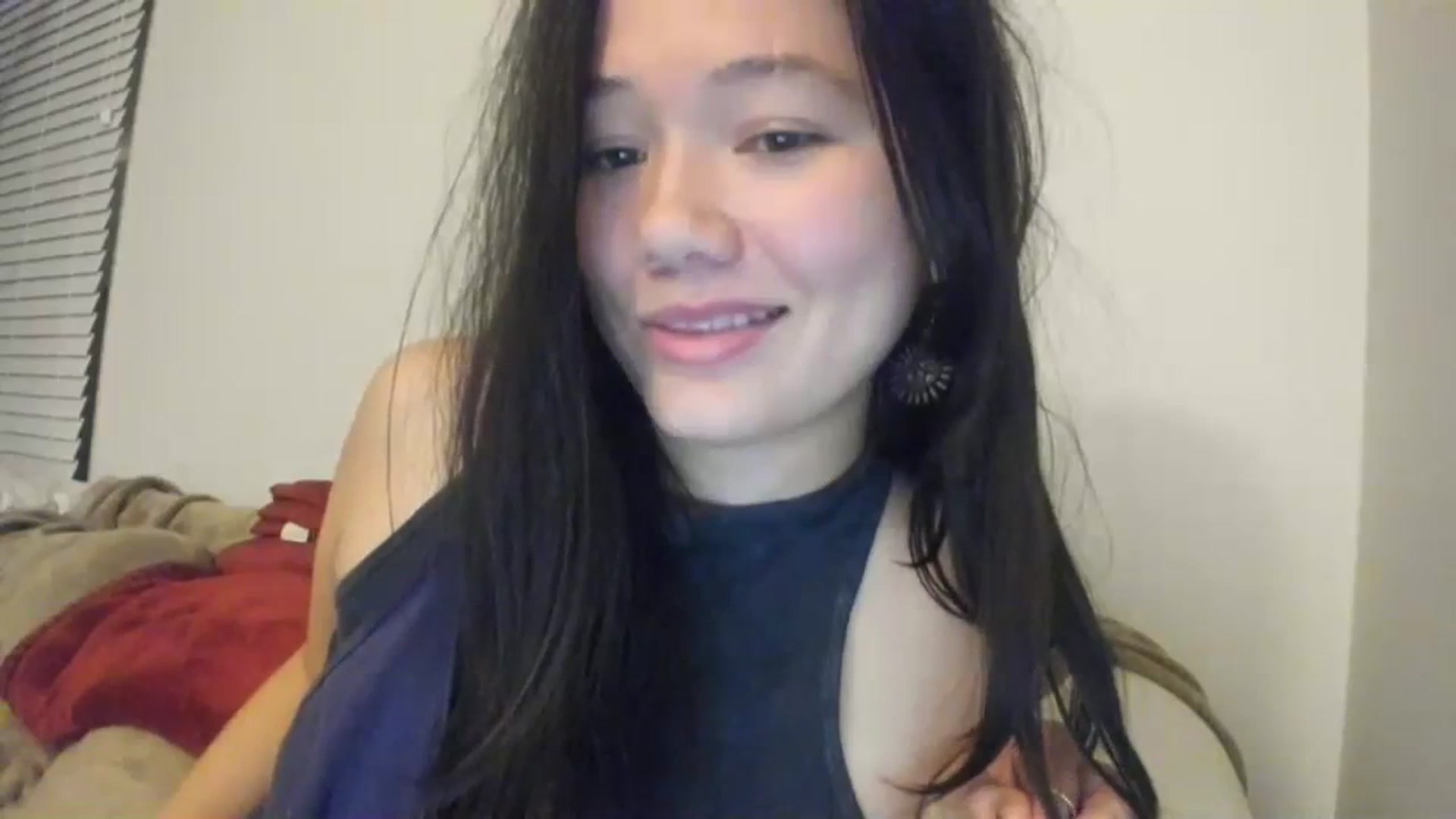 Gallery image thumbnail from imava's myfreecams stream on, 01/16/2024, 08:40 image 13 of 20