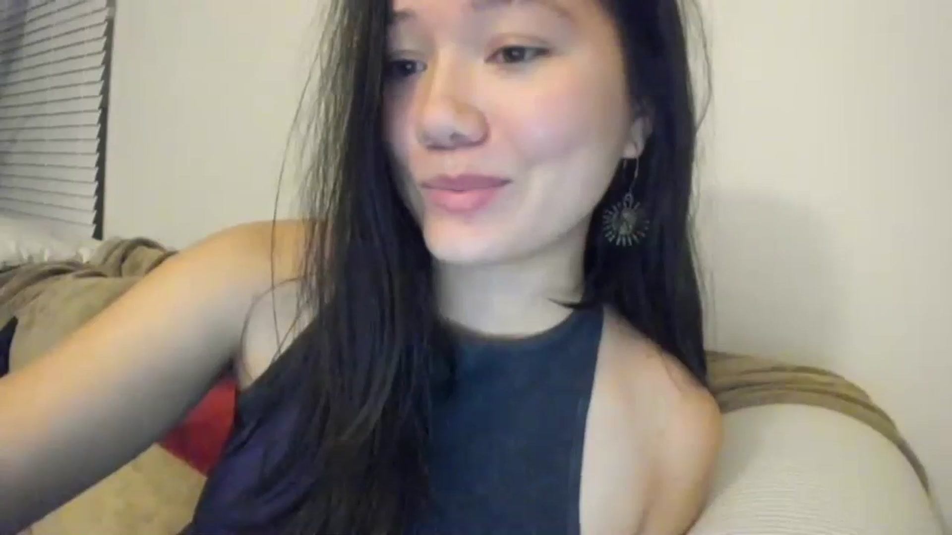 Gallery image thumbnail from imava's myfreecams stream on, 01/16/2024, 08:40 image 17 of 20