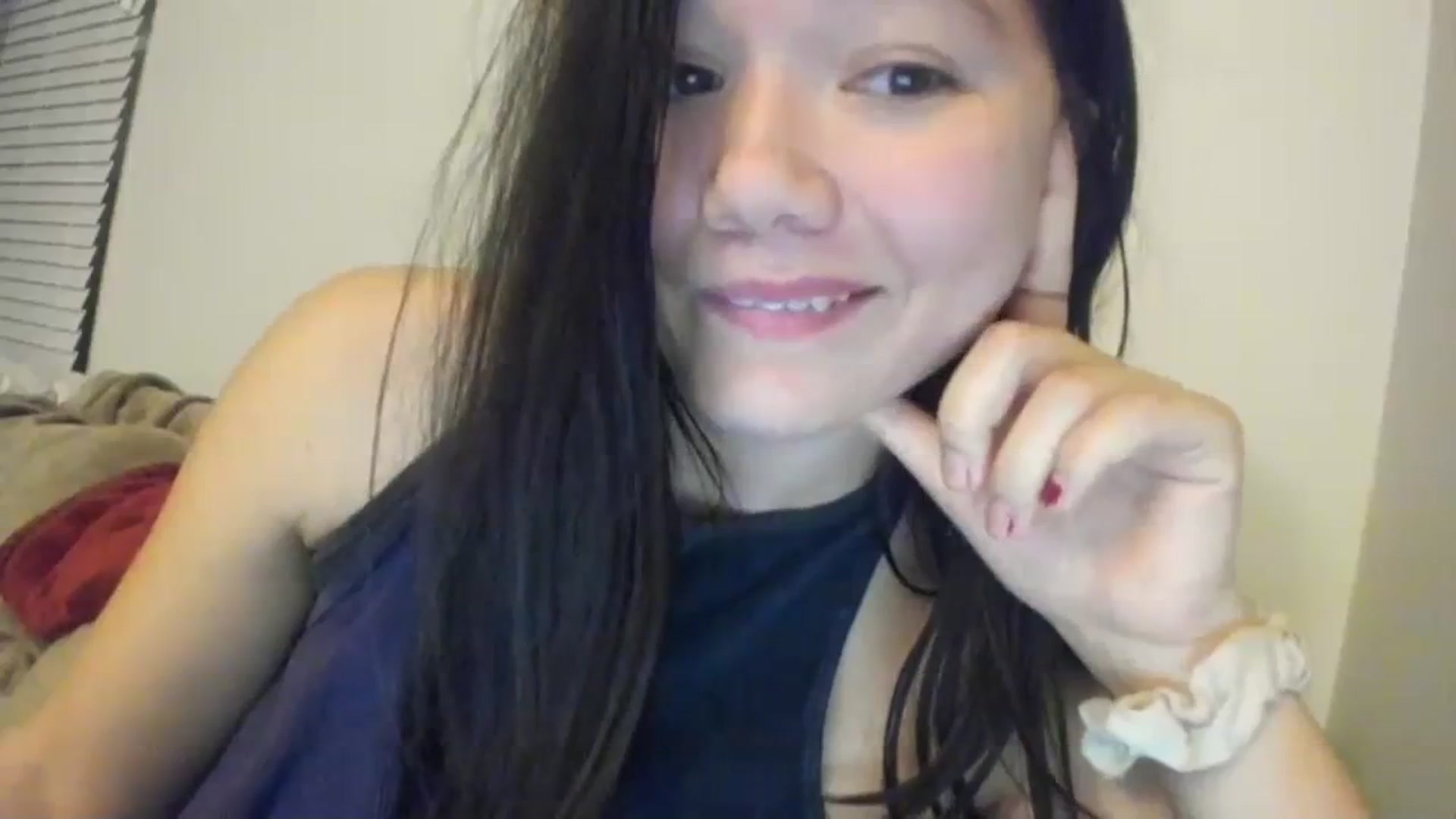 Gallery image thumbnail from imava's myfreecams stream on, 01/16/2024, 08:40 image 10 of 20