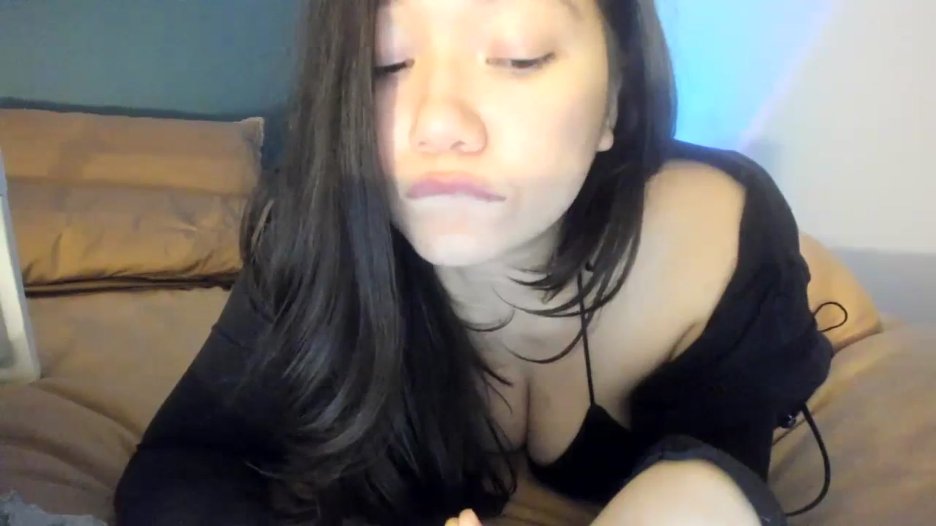 Gallery image thumbnail from imava's myfreecams stream on, 01/18/2024, 07:31 image 4 of 20