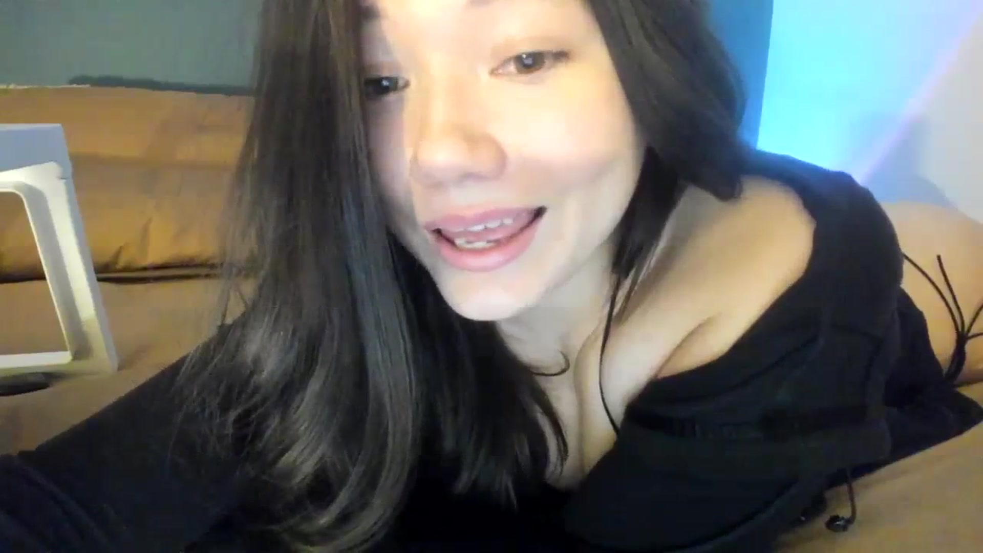 Gallery image thumbnail from imava's myfreecams stream on, 01/18/2024, 07:31 image 2 of 20