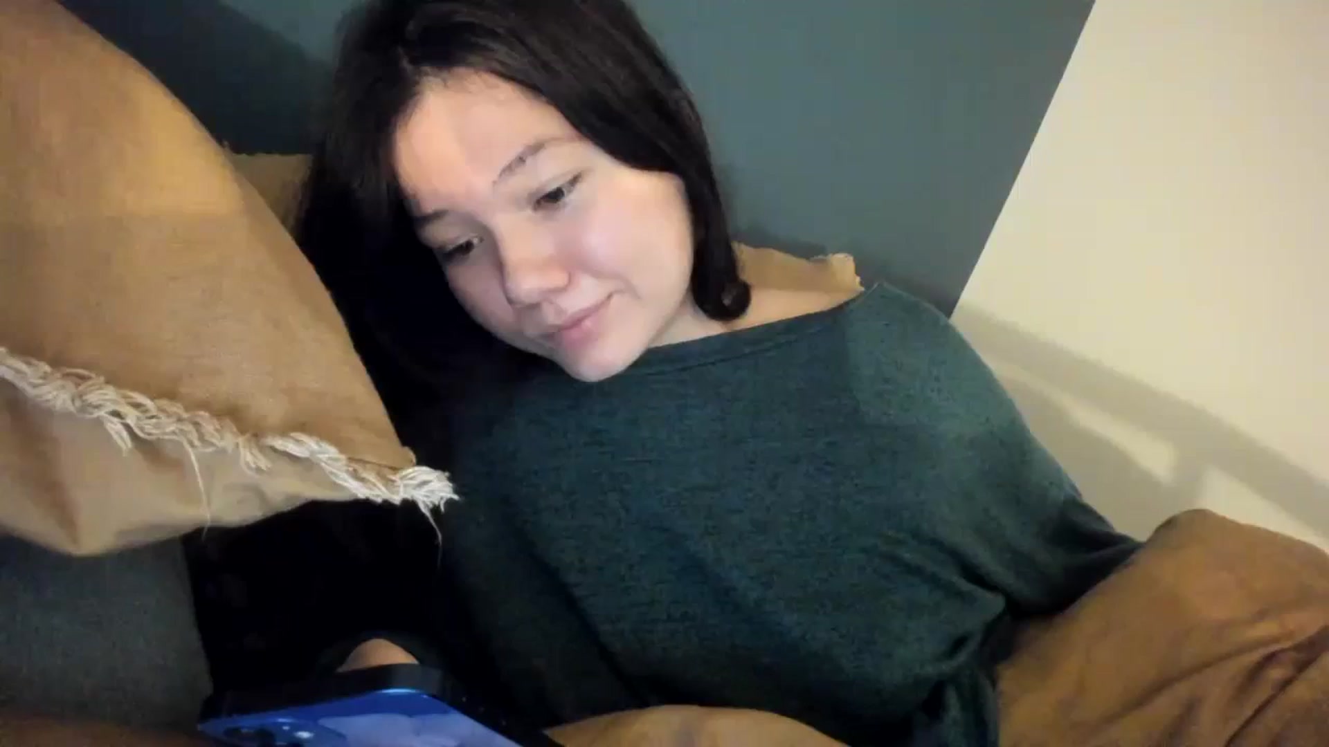 Gallery image thumbnail from imava's myfreecams stream on, 01/23/2024, 10:04 image 1 of 20