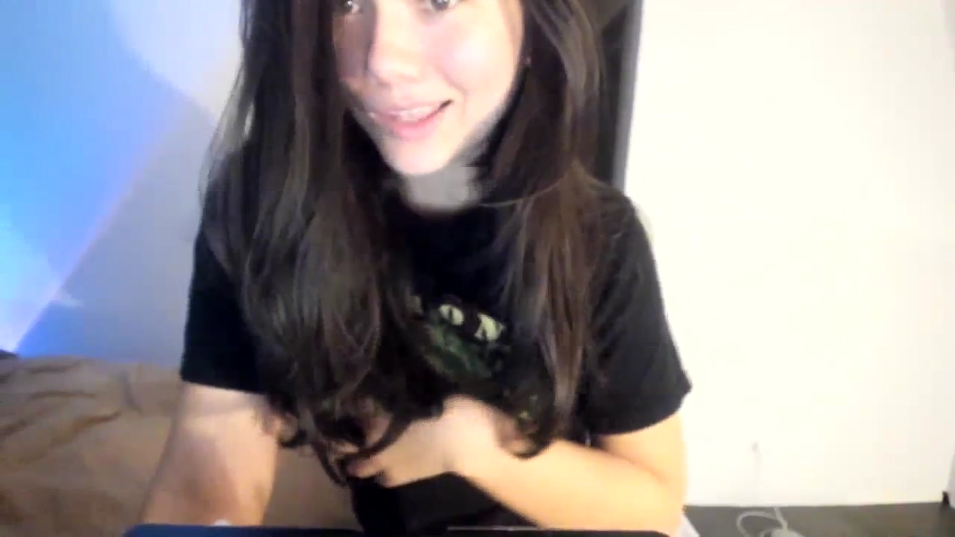 Gallery image thumbnail from imava's myfreecams stream on, 01/24/2024, 03:54 image 20 of 20