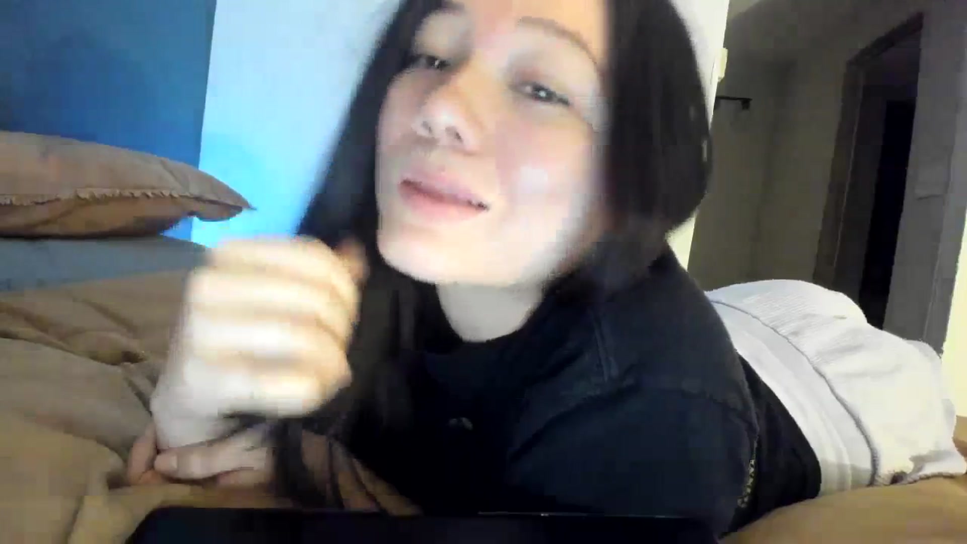 Gallery image thumbnail from imava's myfreecams stream on, 01/24/2024, 03:54 image 4 of 20
