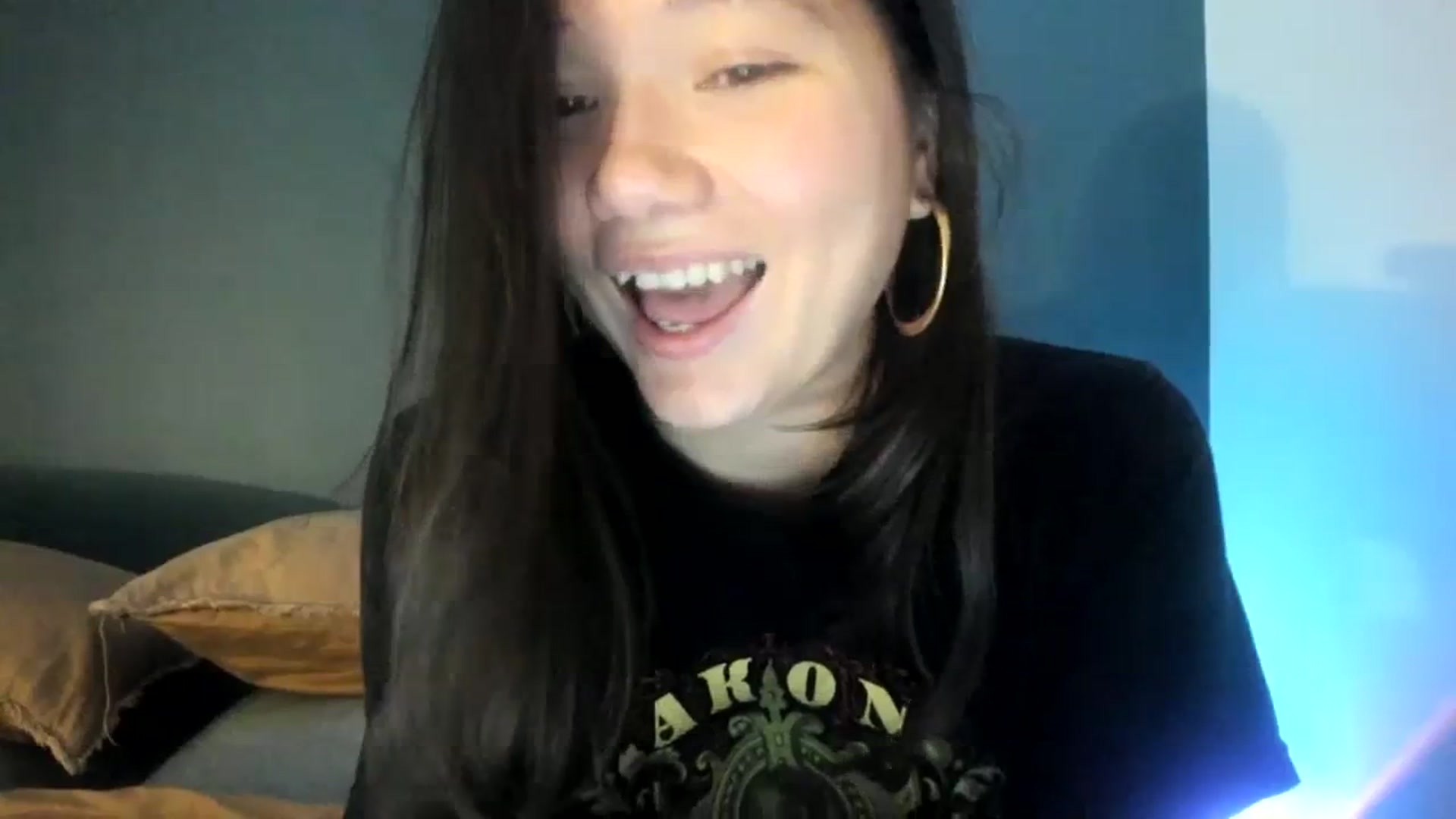 Gallery image thumbnail from imava's myfreecams stream on, 01/24/2024, 08:40 image 10 of 20