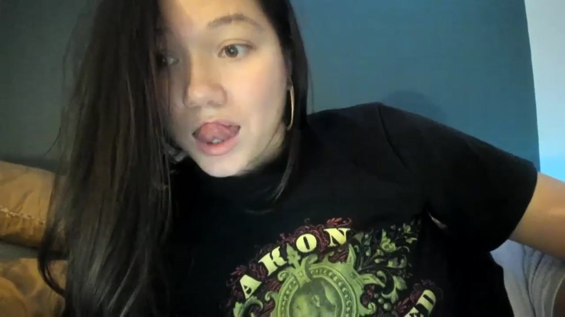Gallery image thumbnail from imava's myfreecams stream on, 01/24/2024, 08:40 image 4 of 20