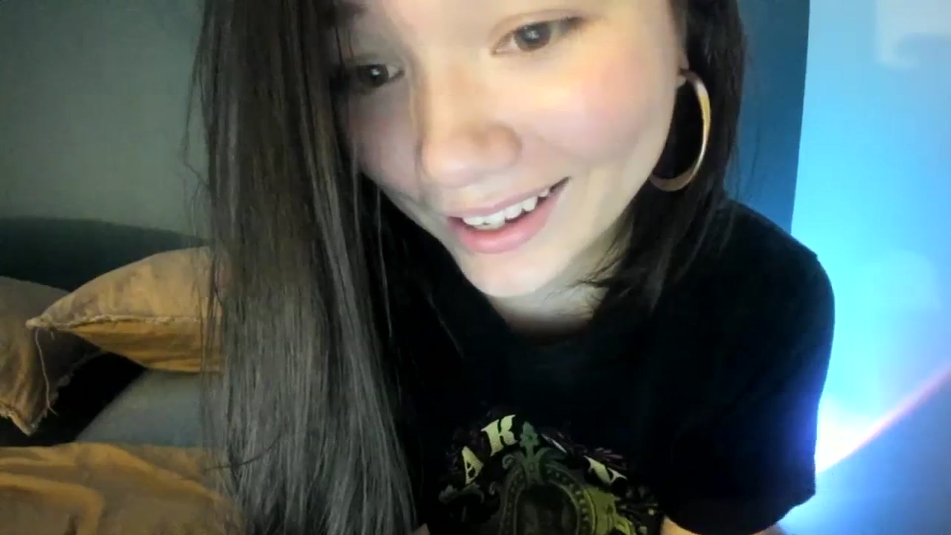 Gallery image thumbnail from imava's myfreecams stream on, 01/24/2024, 08:40 image 6 of 20