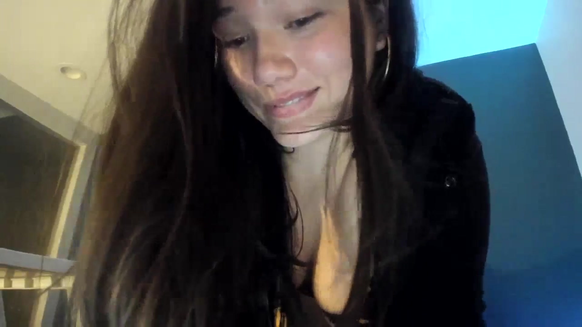 Gallery image thumbnail from imava's myfreecams stream on, 01/24/2024, 11:39 image 12 of 20