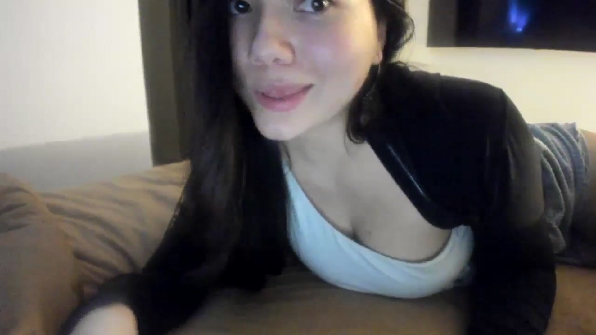 Gallery image thumbnail from imava's myfreecams stream on, 01/25/2024, 08:56 image 20 of 20