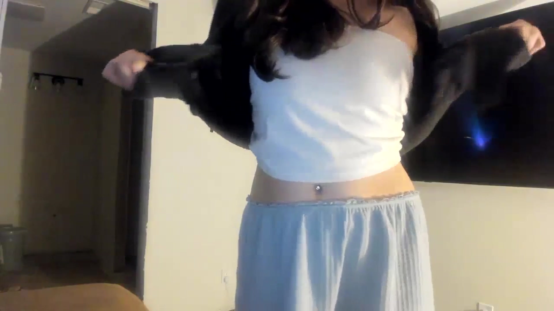 Gallery image thumbnail from imava's myfreecams stream on, 01/25/2024, 08:56 image 17 of 20