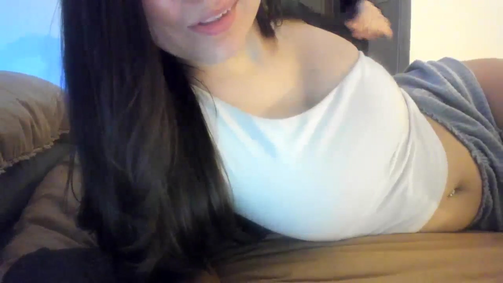 Gallery image thumbnail from imava's myfreecams stream on, 01/25/2024, 08:56 image 16 of 20
