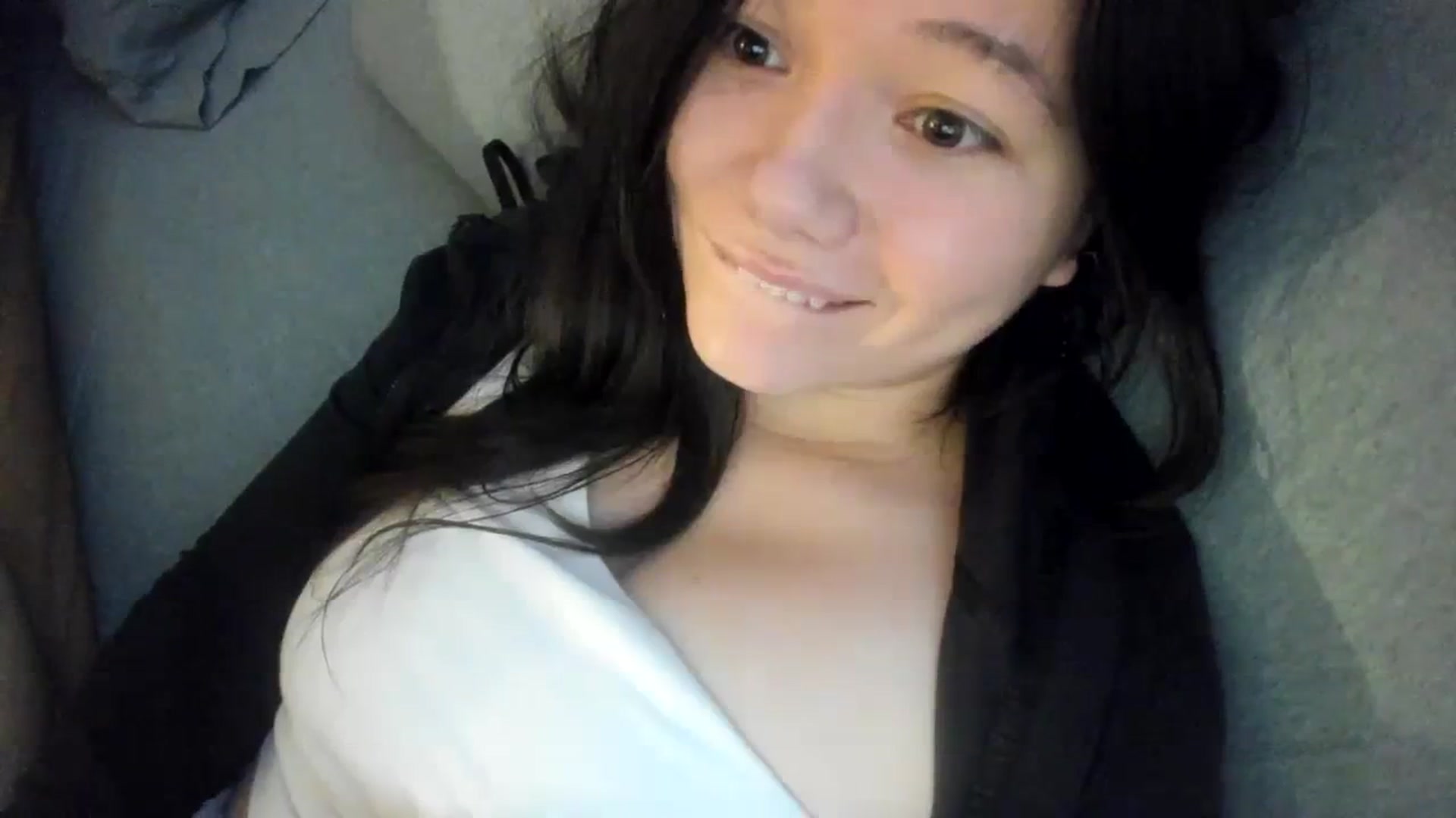 Gallery image thumbnail from imava's myfreecams stream on, 01/25/2024, 15:32 image 14 of 20