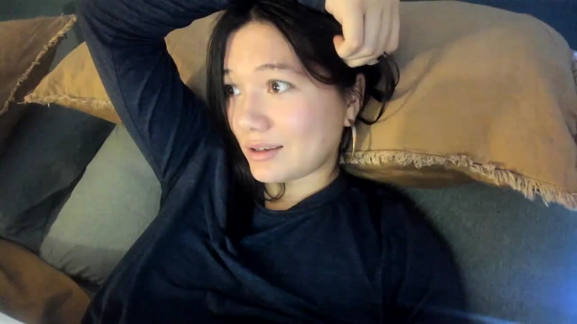 Gallery image thumbnail from imava's myfreecams stream on, 01/26/2024, 10:49 image 3 of 20