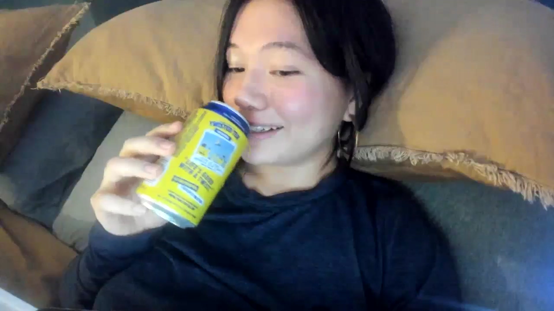 Gallery image thumbnail from imava's myfreecams stream on, 01/26/2024, 10:49 image 5 of 20