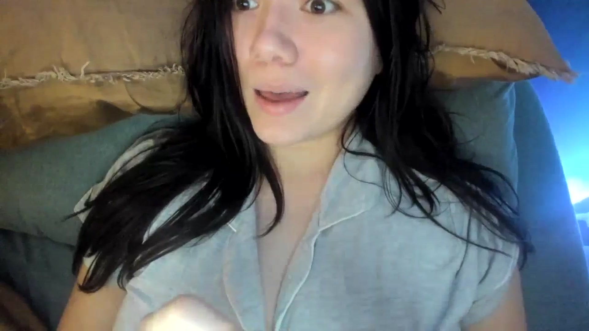 Gallery image thumbnail from imava's myfreecams stream on, 01/28/2024, 10:40 image 10 of 20