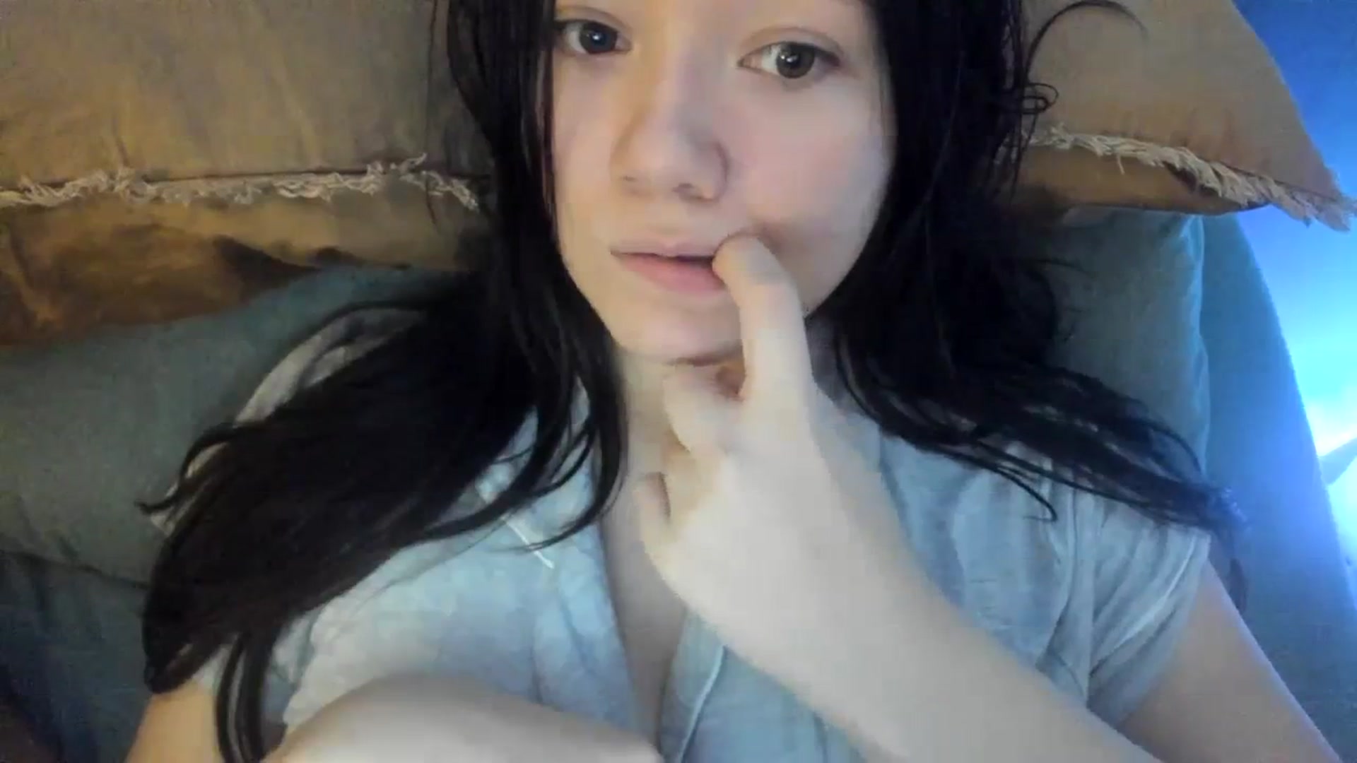 Gallery image thumbnail from imava's myfreecams stream on, 01/28/2024, 10:40 image 7 of 20