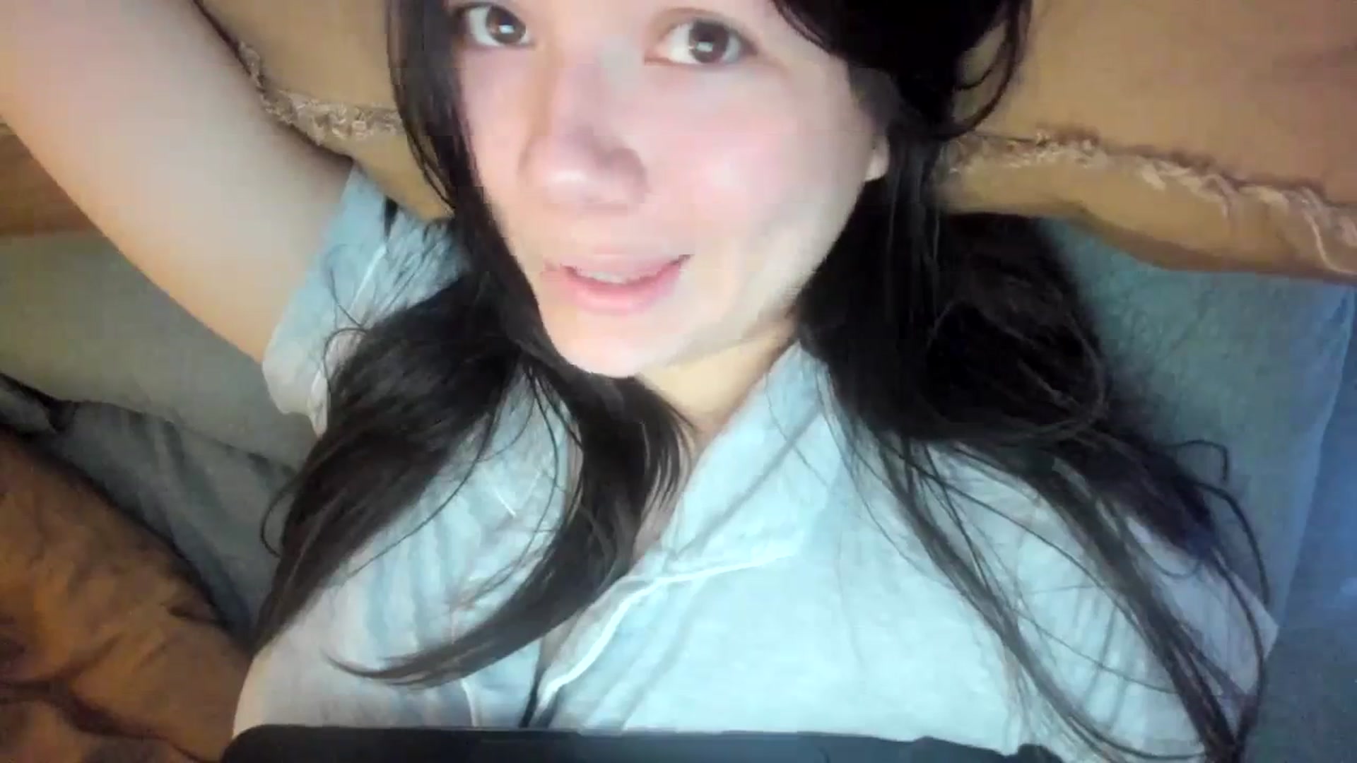 Gallery image thumbnail from imava's myfreecams stream on, 01/28/2024, 10:40 image 19 of 20