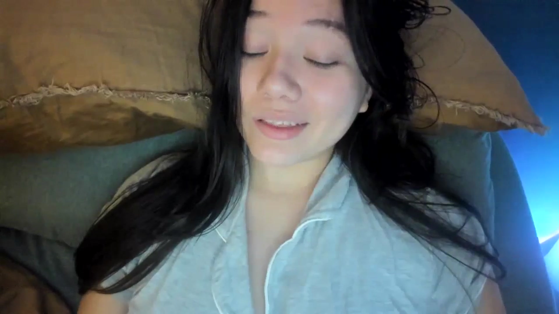 Gallery image thumbnail from imava's myfreecams stream on, 01/28/2024, 10:40 image 5 of 20