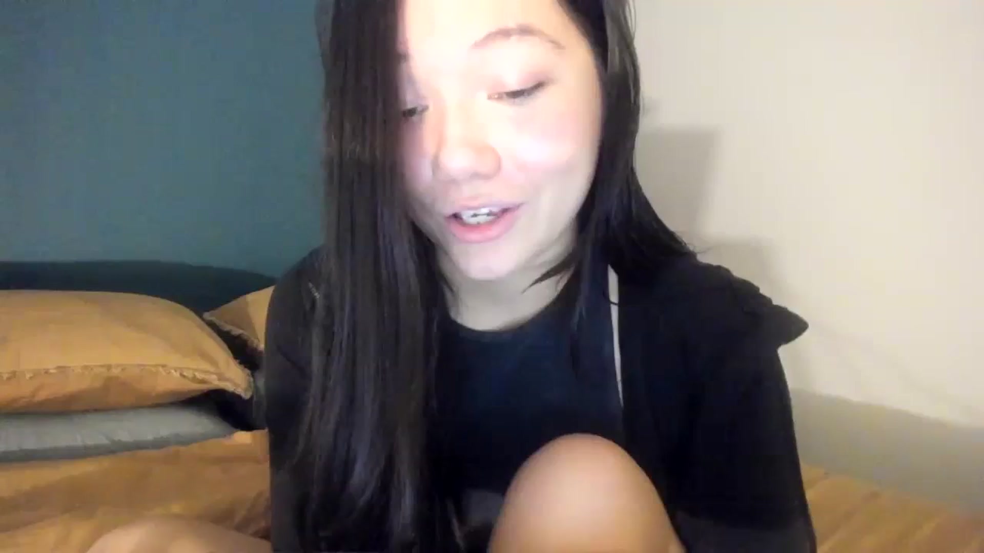 Gallery image thumbnail from imava's myfreecams stream on, 01/29/2024, 09:32 image 5 of 20