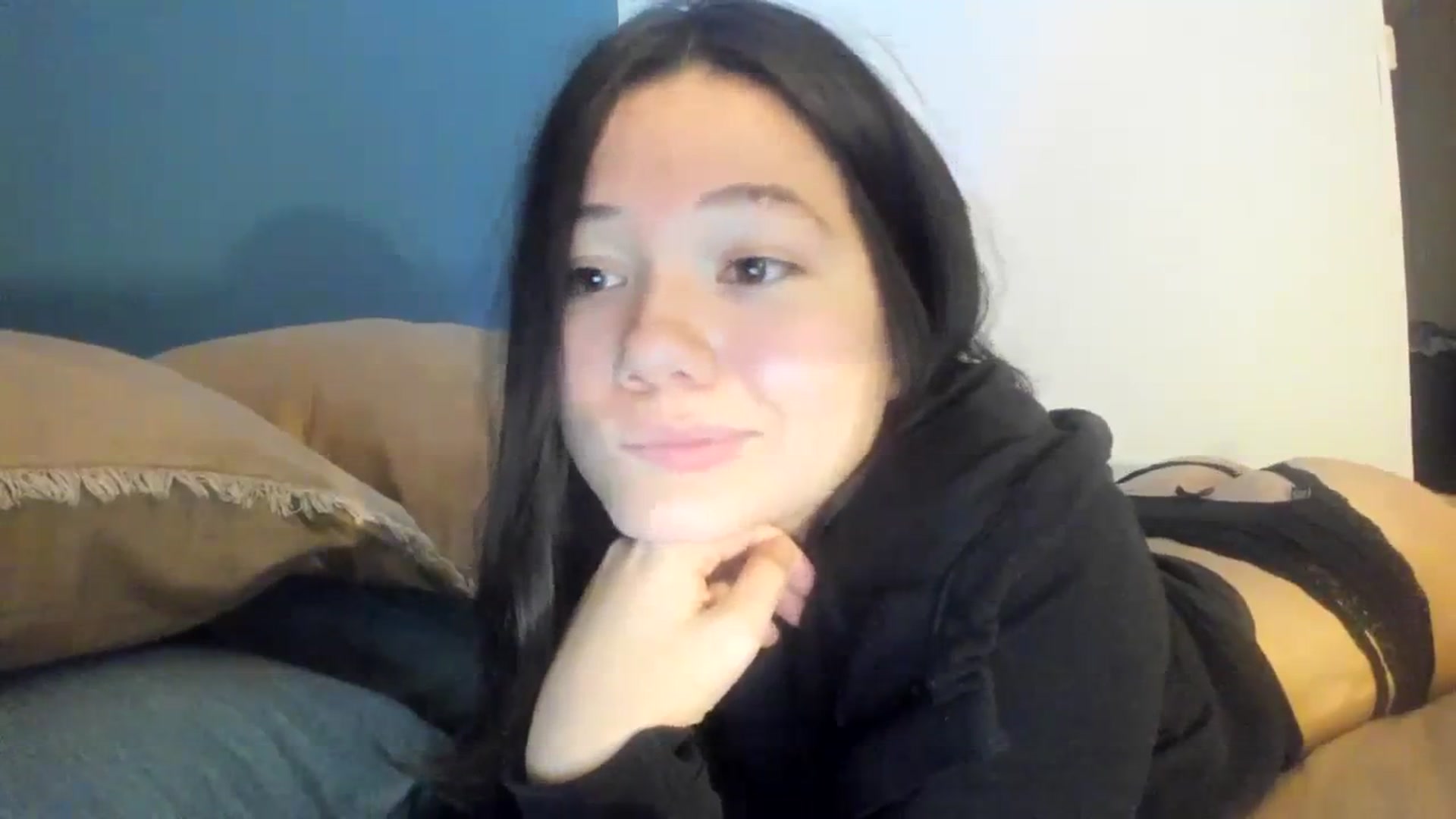 Gallery image thumbnail from imava's myfreecams stream on, 01/29/2024, 10:14 image 16 of 20