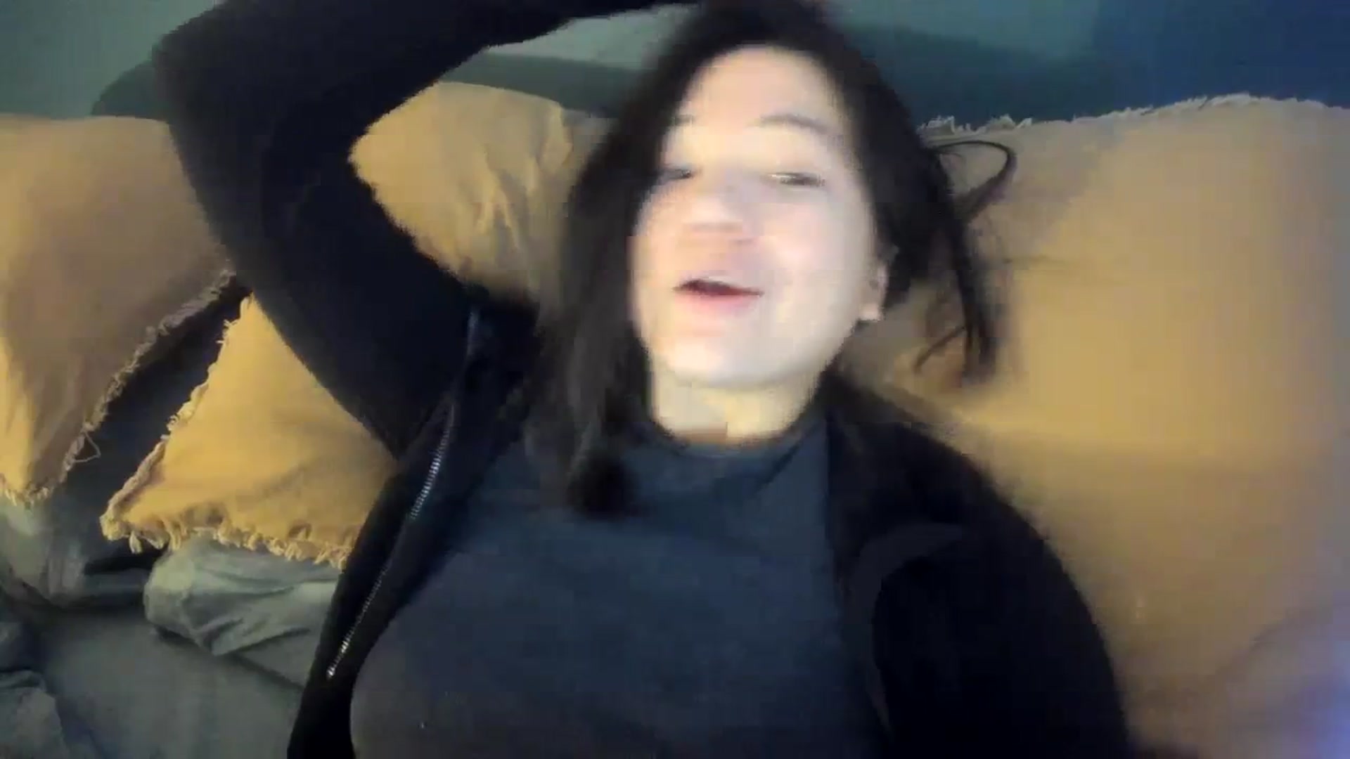 Gallery image thumbnail from imava's myfreecams stream on, 01/29/2024, 13:35 image 8 of 20