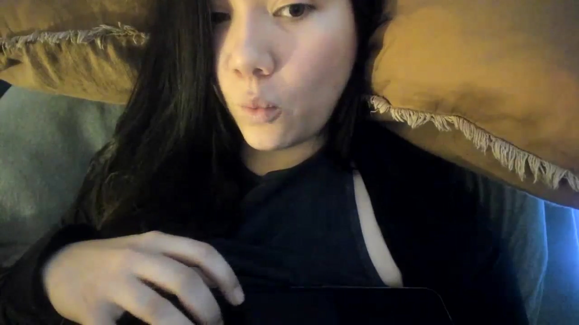 Gallery image thumbnail from imava's myfreecams stream on, 01/29/2024, 14:57 image 12 of 20