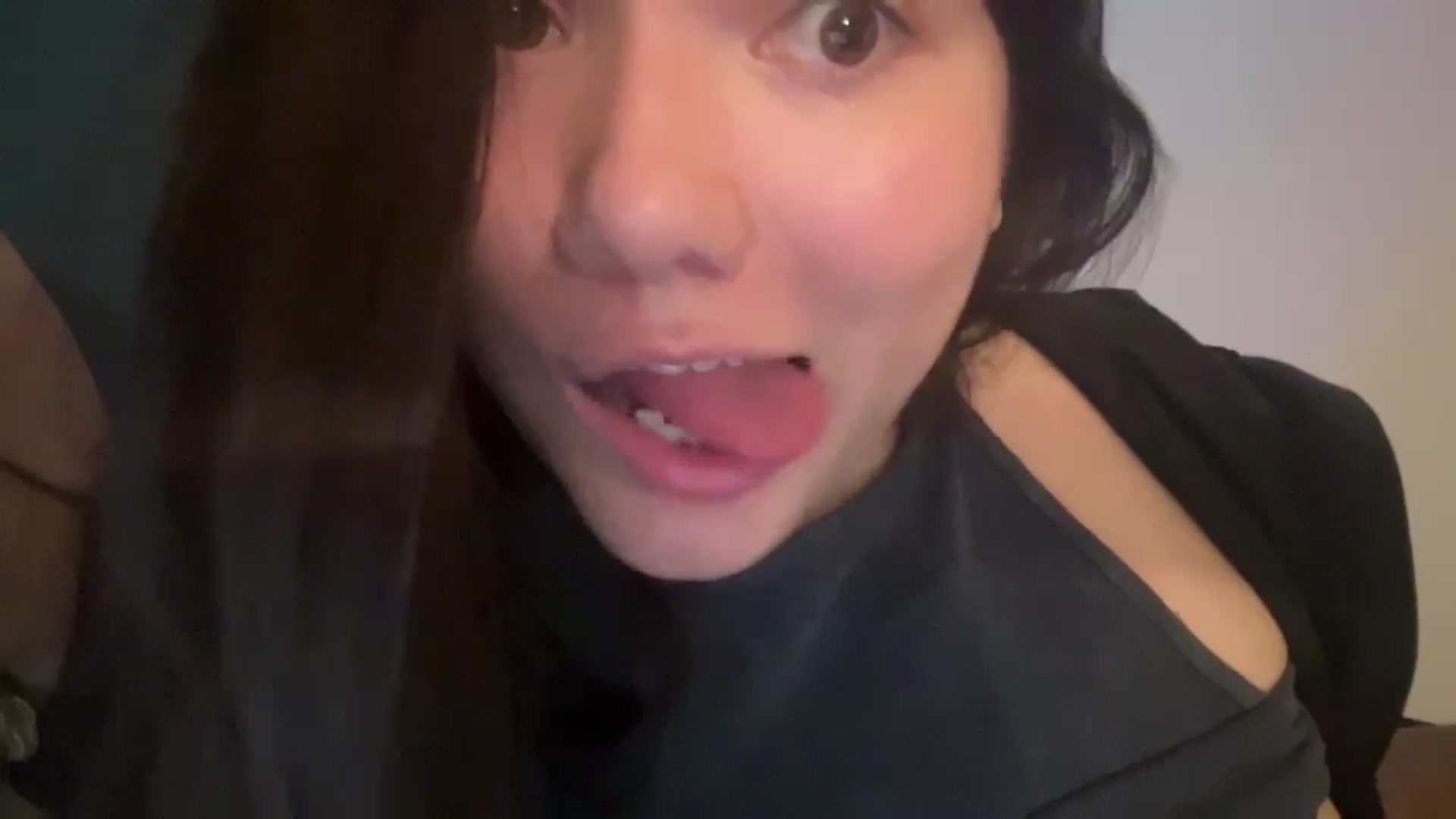 Gallery image thumbnail from imava's myfreecams stream on, 01/29/2024, 16:24 image 5 of 20