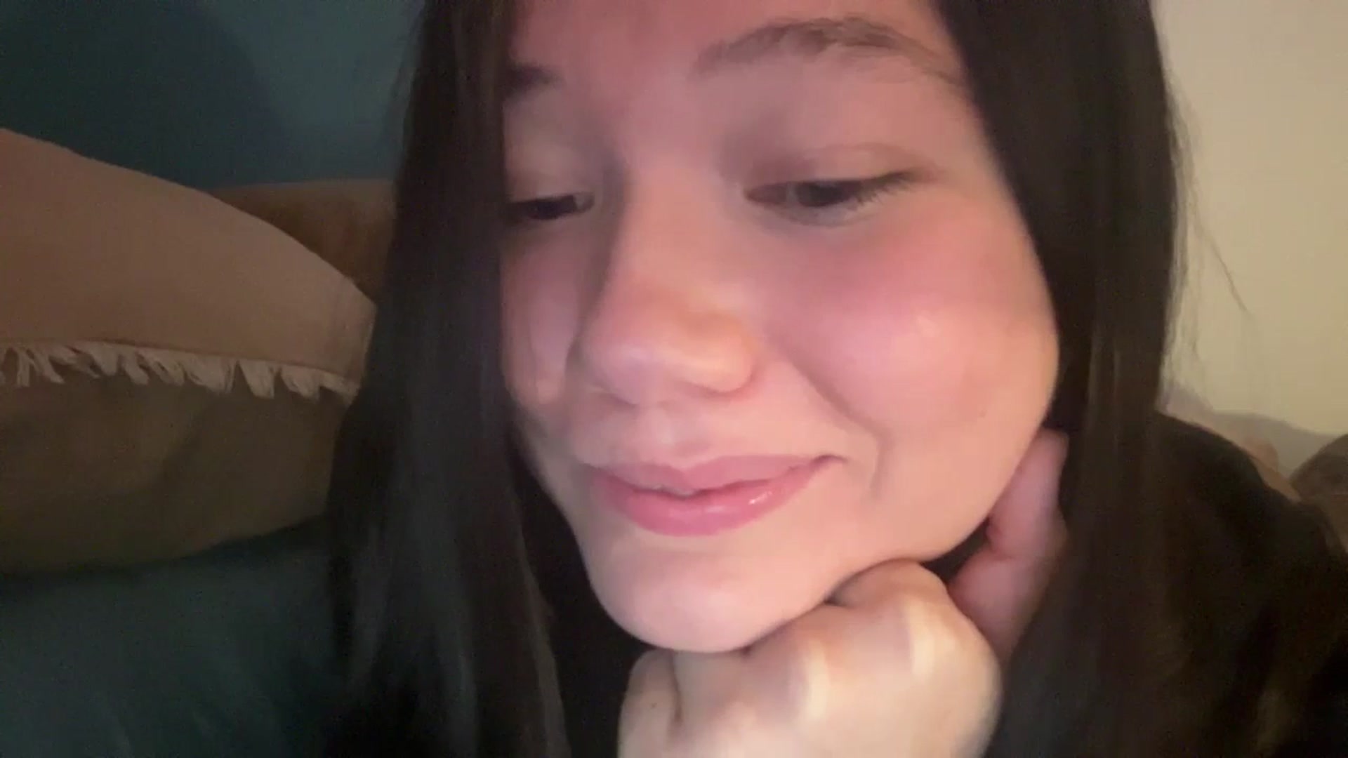 Gallery image thumbnail from imava's myfreecams stream on, 01/29/2024, 16:24 image 11 of 20