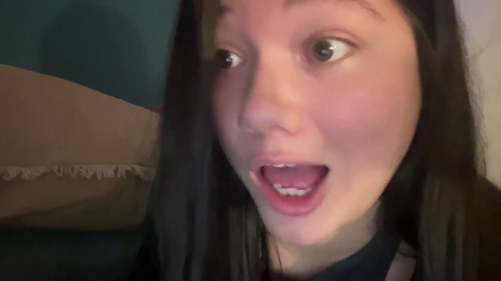 Gallery image thumbnail from imava's myfreecams stream on, 01/29/2024, 16:24 image 9 of 20