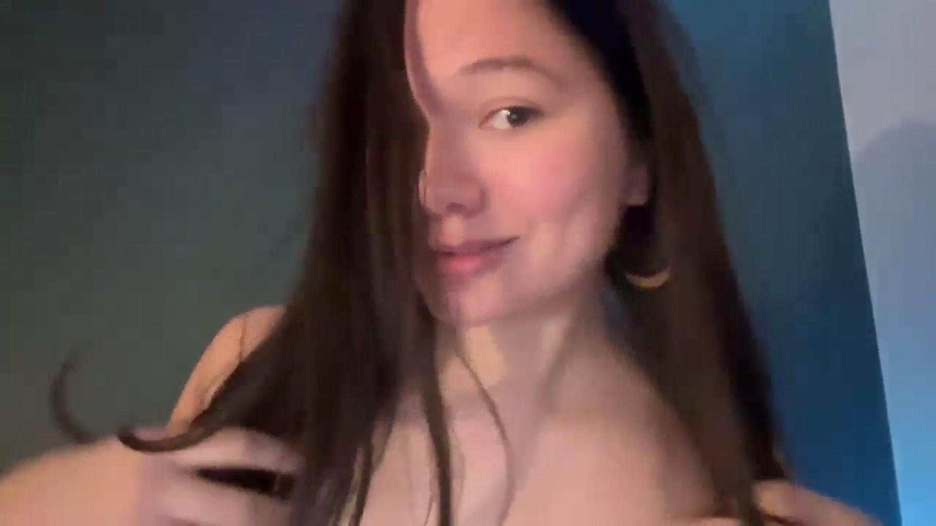 Gallery image thumbnail from imava's myfreecams stream on, 01/31/2024, 07:08 image 11 of 20