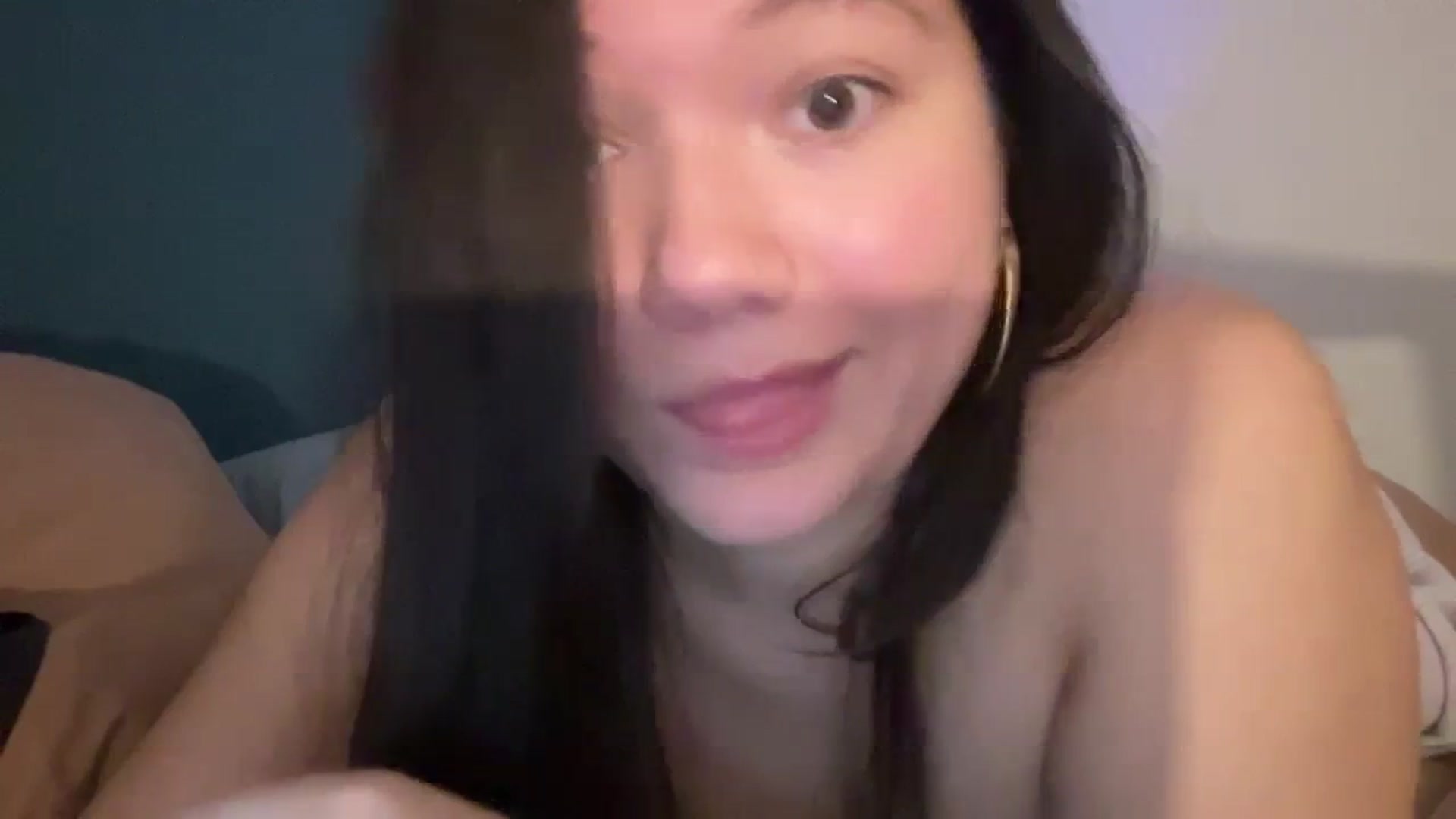 Gallery image thumbnail from imava's myfreecams stream on, 01/31/2024, 07:08 image 6 of 20